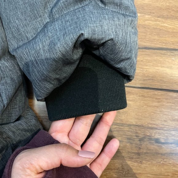 Grey Ookpik Winter Jacket w/ Racoon Fur Trim -M- - Picture 14 of 16